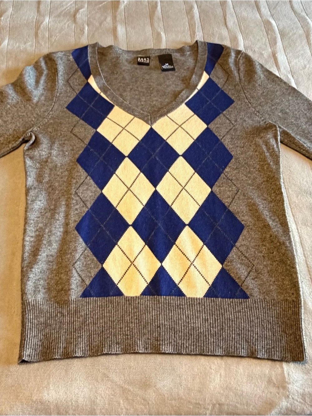 Saks Fifth Avenue Gray V-Neck Sweater with Blue and Cream Argyle
